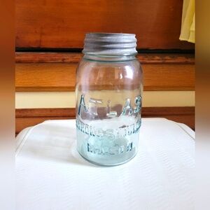Antique Aqua Blue Glass Atlas Strong Shoulder Quart Mason Jar w/ Zinc Lid